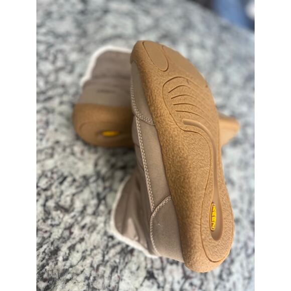 Keen women’s Howser fold down boots size 8.5 - Picture 12 of 13